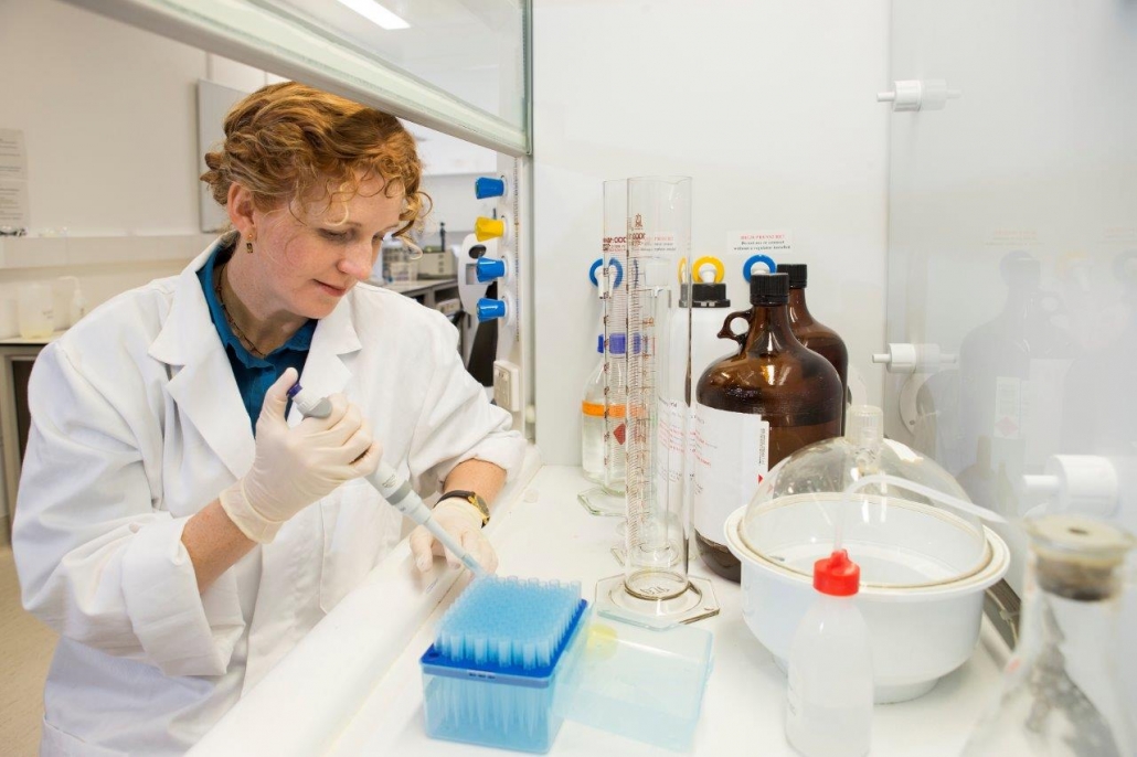 Dr Ceridwen Fraser in the lab